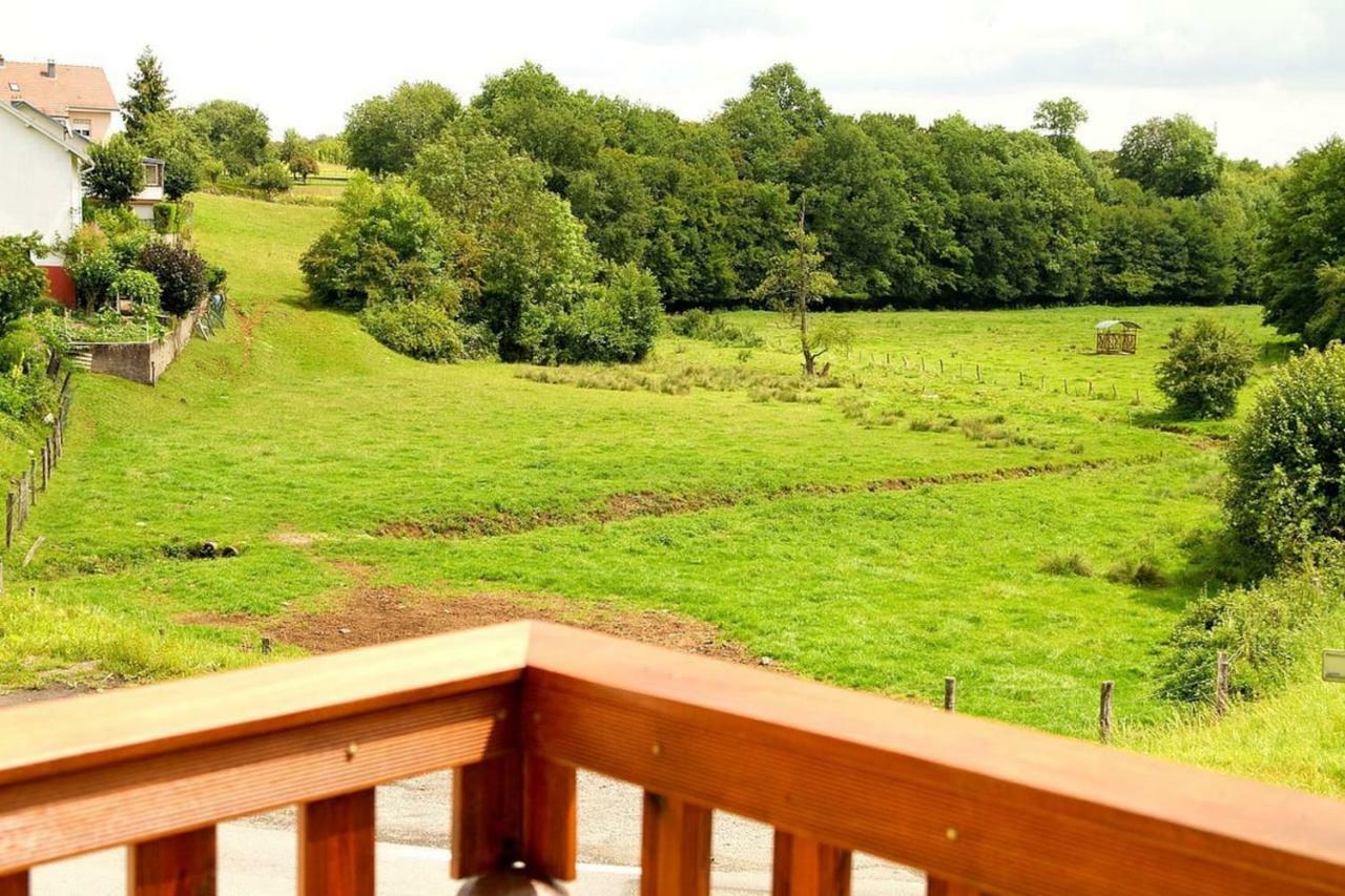 Gîte des Prés de la Douce Essert Exterior foto