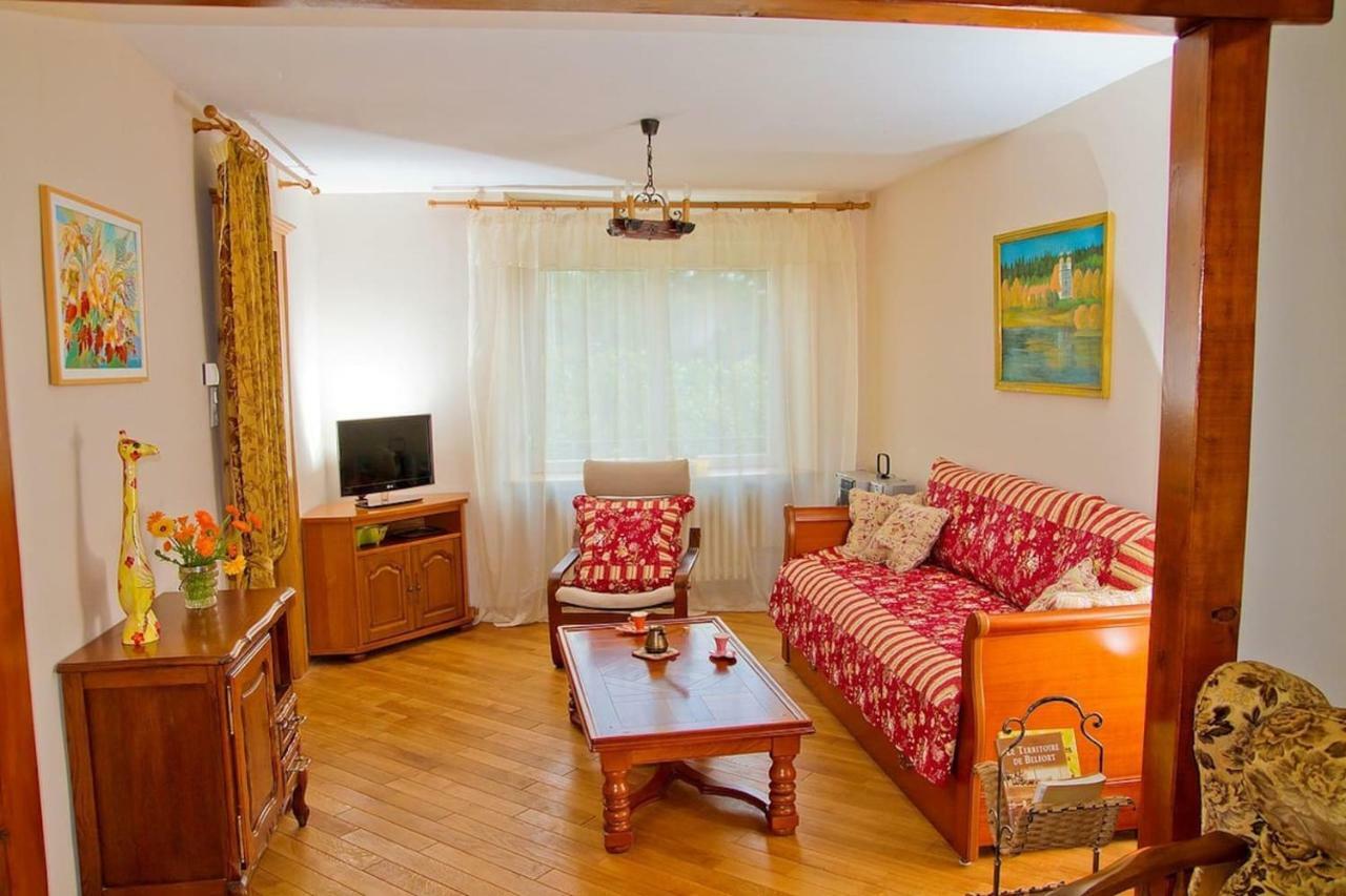 Gîte des Prés de la Douce Essert Exterior foto